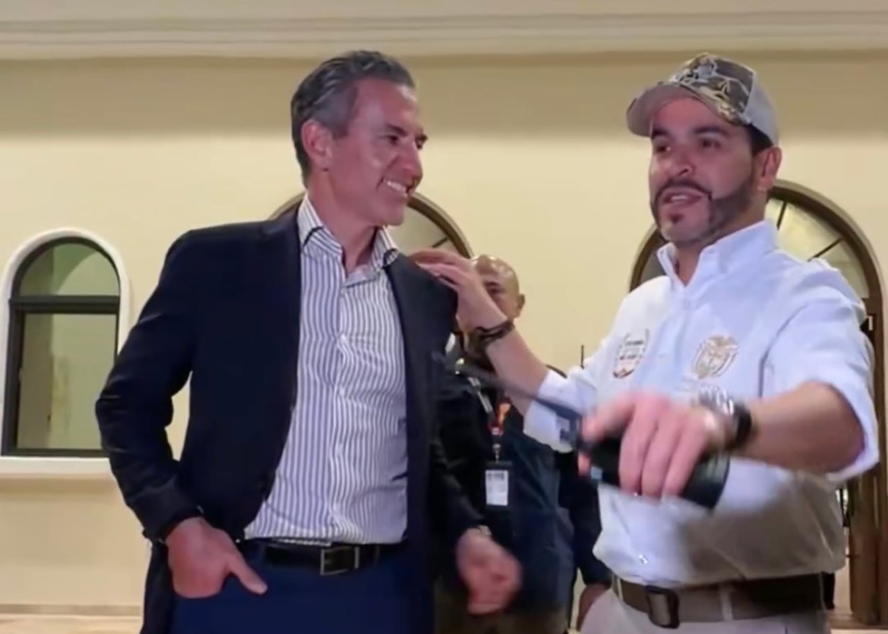 Reunión entre Abelardo De La Espriella y David Vélez.