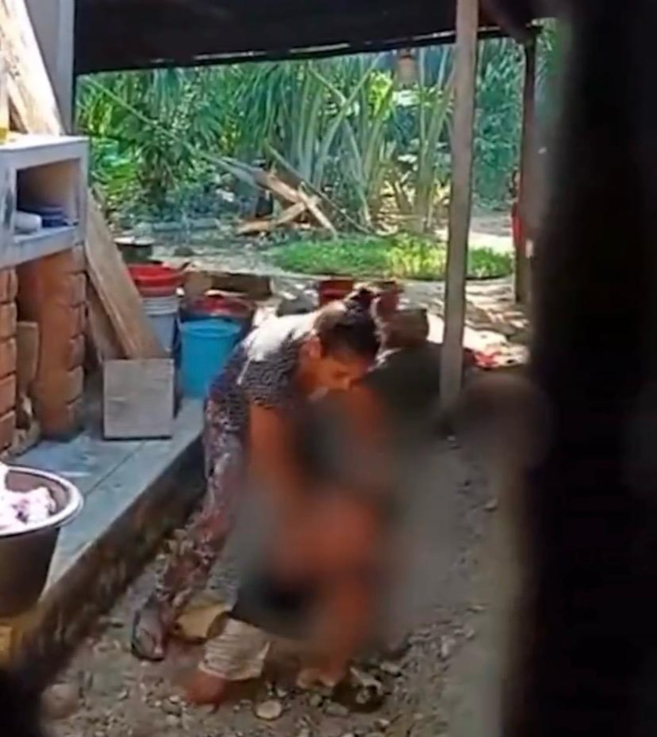 Las imágenes de la agresión han causado indignación en Perú. Comunidades indígenas se pronunciaron ante el hecho.