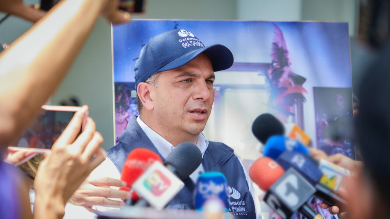 Defensor del Pueblo, Carlos Camargo Assis