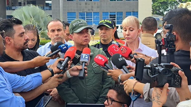 El alcalde de Cali, Alejandro Eder, encabezó un consejo de seguridad este jueves, 30 de julio.