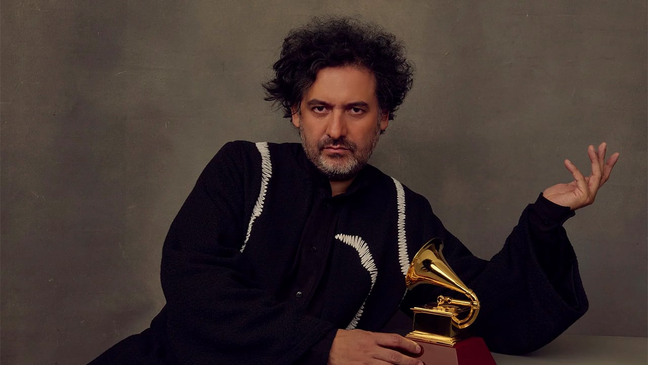 Camilo Sanabria tiene 51 años, es bogotano y ganador del Grammy Latino a la Mejor Música para Medios Audiovisuales, por la música para la serie 'Cien años de soledad'