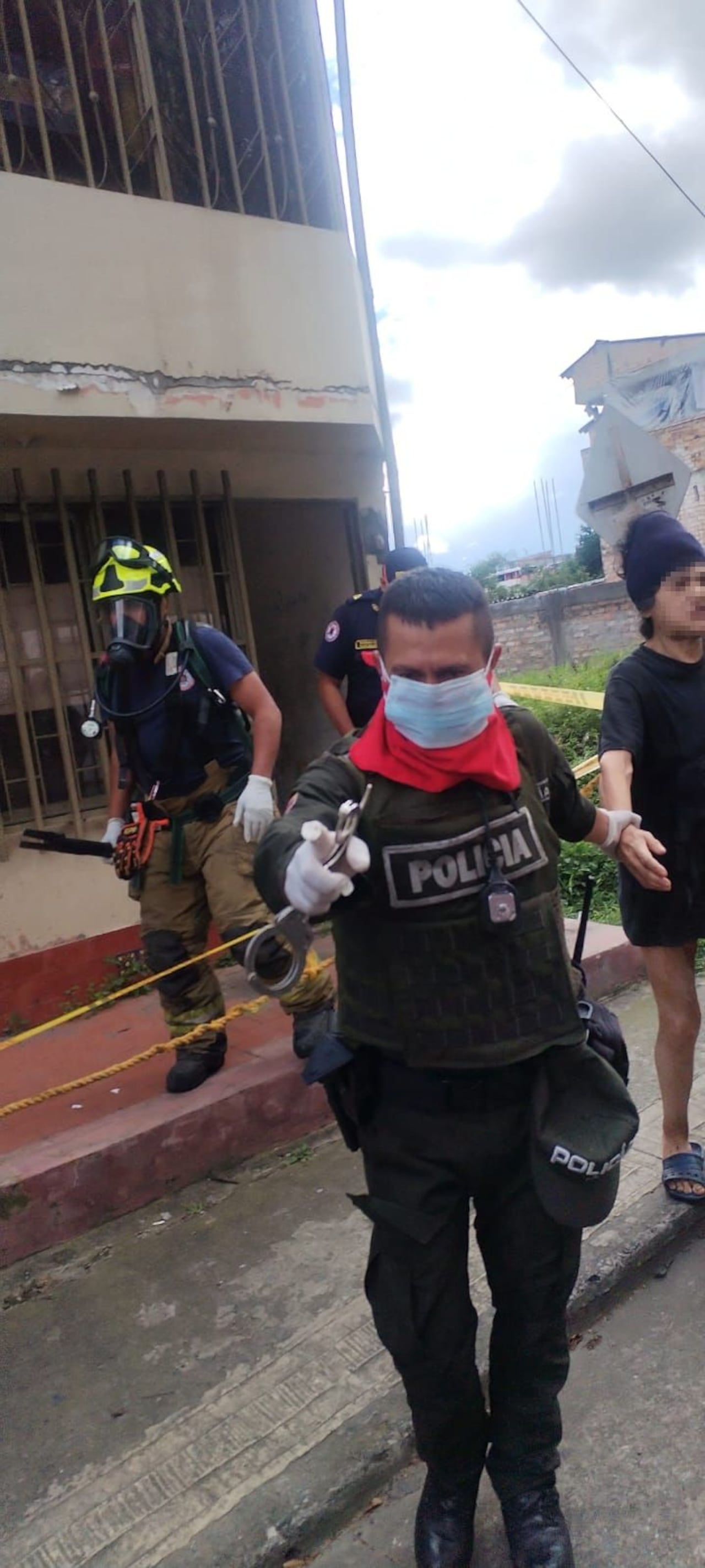 Las autoridades adelantan investigaciones para esclarecer las causas de la muerte y las circunstancias del caso.