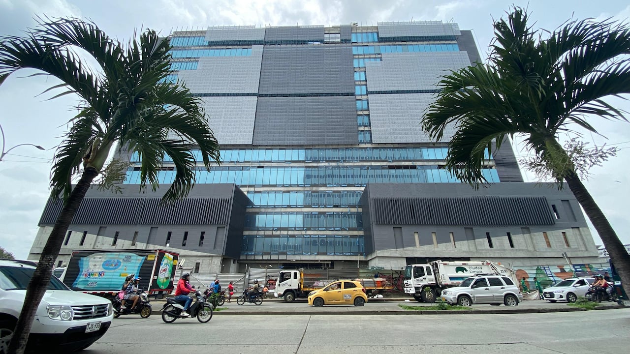 Cali: Obras del nuevo Bunker de la Fiscalia. foto José L Guzmán