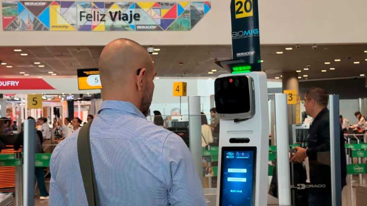 Migración Colombia invita a usar tecnología Biomig