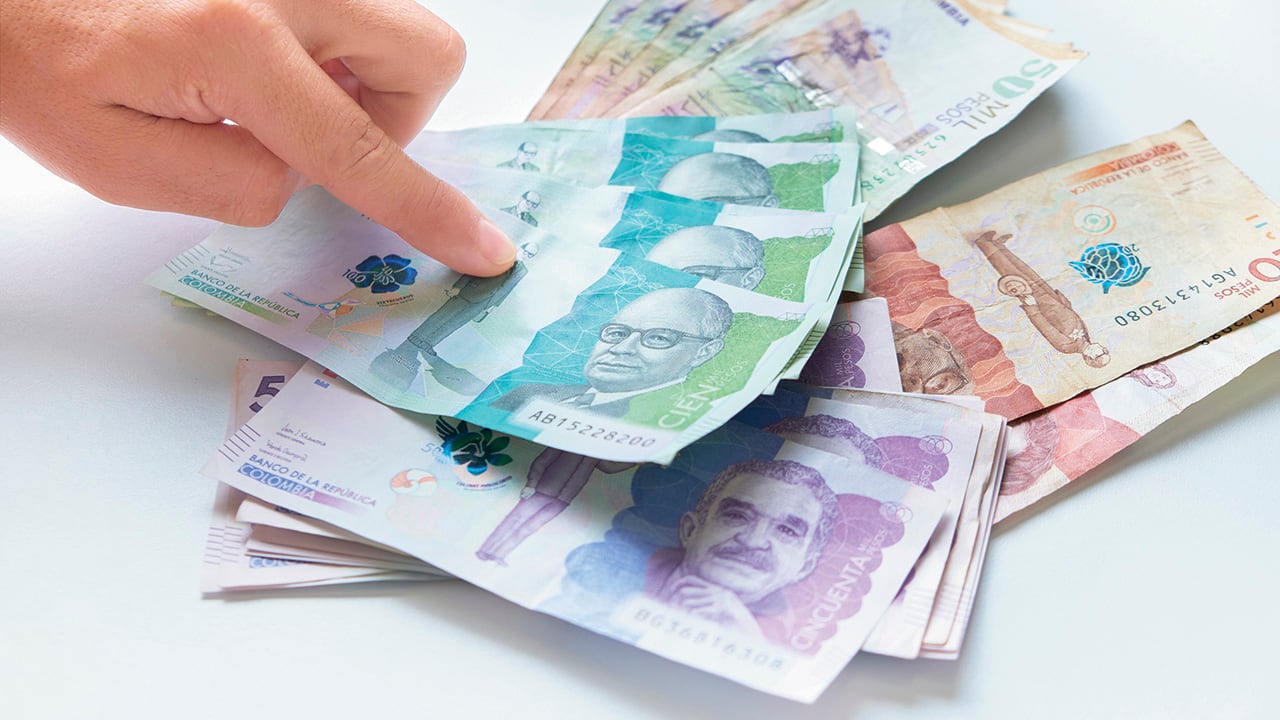 La línea de financiación extendida del FMI, que podría ser una opción para Colombia, es la que utilizó Argentina en su más reciente acuerdo con el fondo. Debido a que han cumplido las metas establecidas, les han desembolsado más plata.