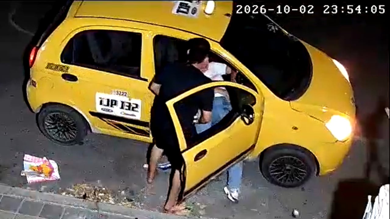 La fuerte agresión quedó registrada en video.