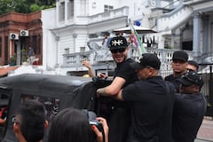 Kapo recorrió las calles de la ciudad sobre una popular guala.