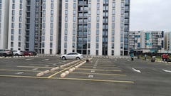 Los compradores afirman que la demora en la entrega de las viviendas los llevó a realizar una toma pacífica del conjunto residencial en Palmira.