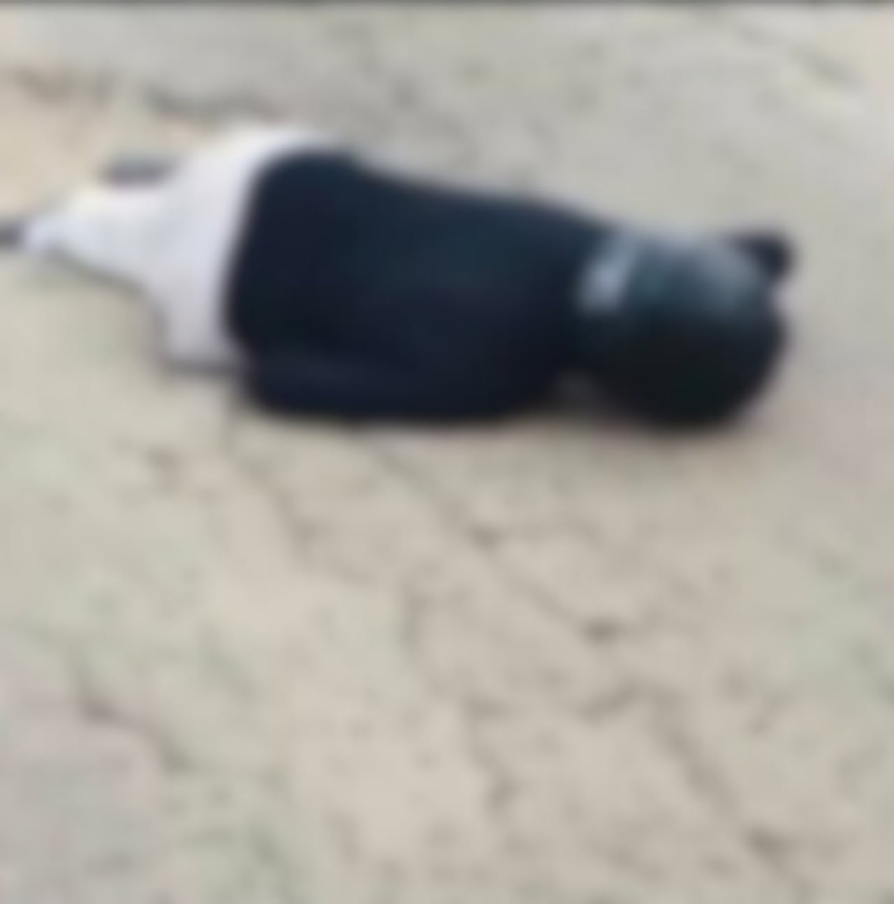 El joven murió en plena vía pública.