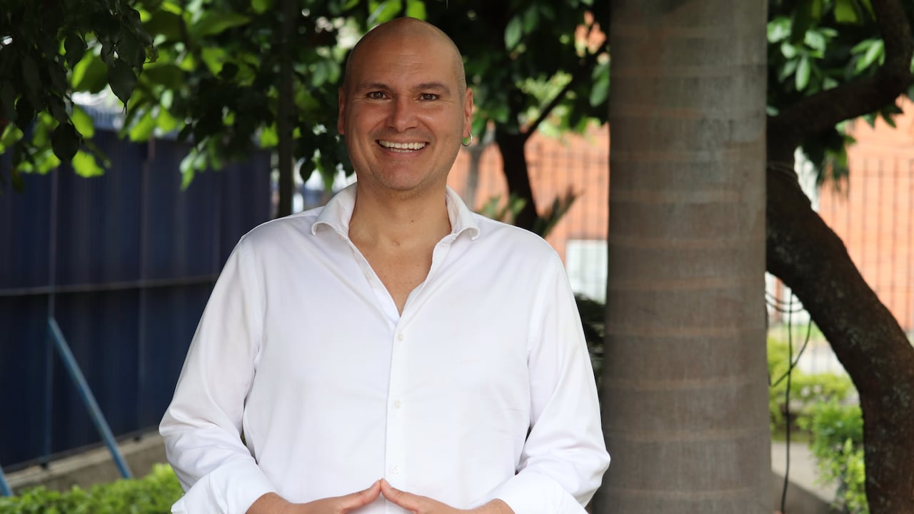 Mihaly Flandorffer pre candidato presidencial independendiente