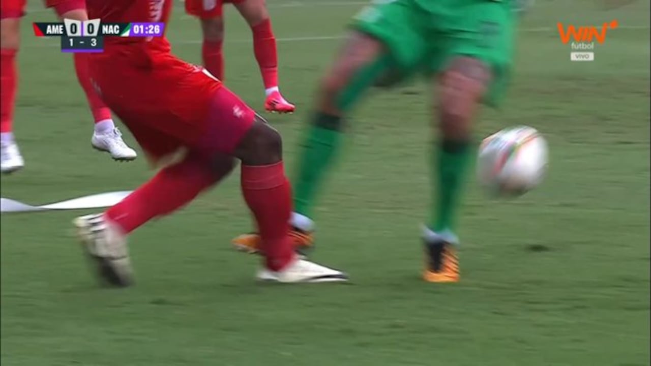 Edwin Cardona falta a Mina.