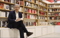 El escritor mexicano es el nuevo ganador del Premio Alfaguara de Novela 2026.