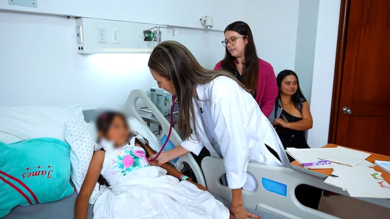 La doctora Verónica Botero, gastroenteróloga hepatóloga pediatra.