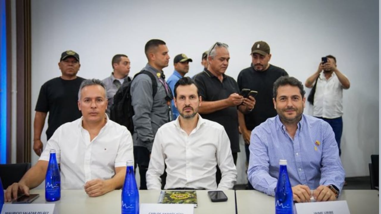 El alcalde de Pereira, Mauricio Salazar Peláez, participa en la articulación de acciones para avanzar en la reconstrucción de la ciudad tras el terremoto del pasado 10 de agosto.