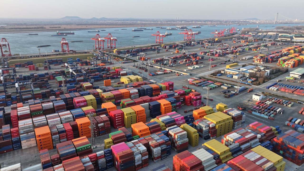 China respondió a Estados Unidos con imposición de aranceles. (Photo by AFP) / China OUT