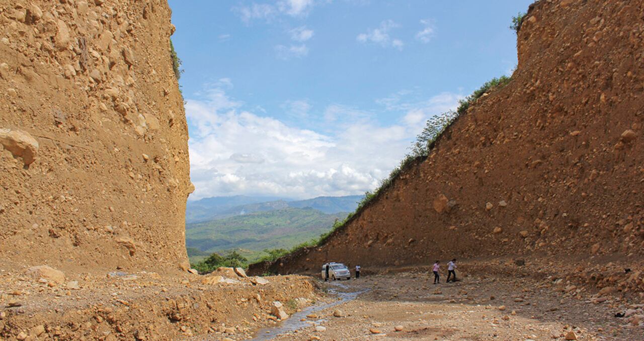 El sector transporte debe administrar 220.000 kilómetros de malla vial. Se tiene previsto intervenir 88.000 kilómetros de vías terciarias y avanzar en obras 5G.