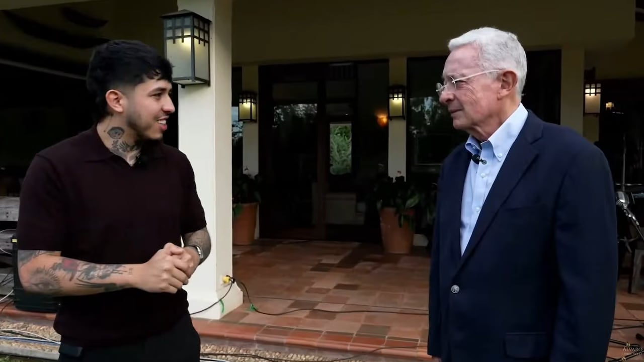Álvaro Uribe habló con Westcol sobre algunos de los temas más polémicos de su carrera política.