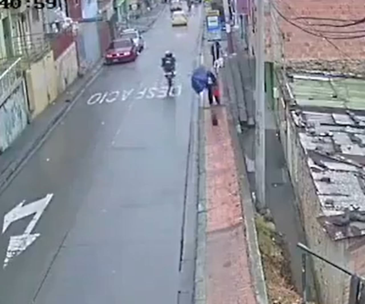 Tragedia en Bogotá, mujer muere tras ser impactada por una llanta.