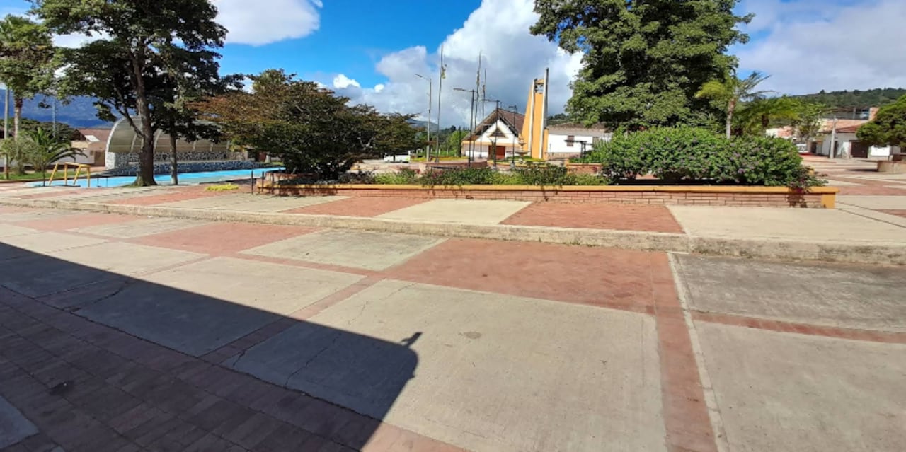 Almeida posee una geografía irregular que permite la presencia de distintos pisos térmicos.