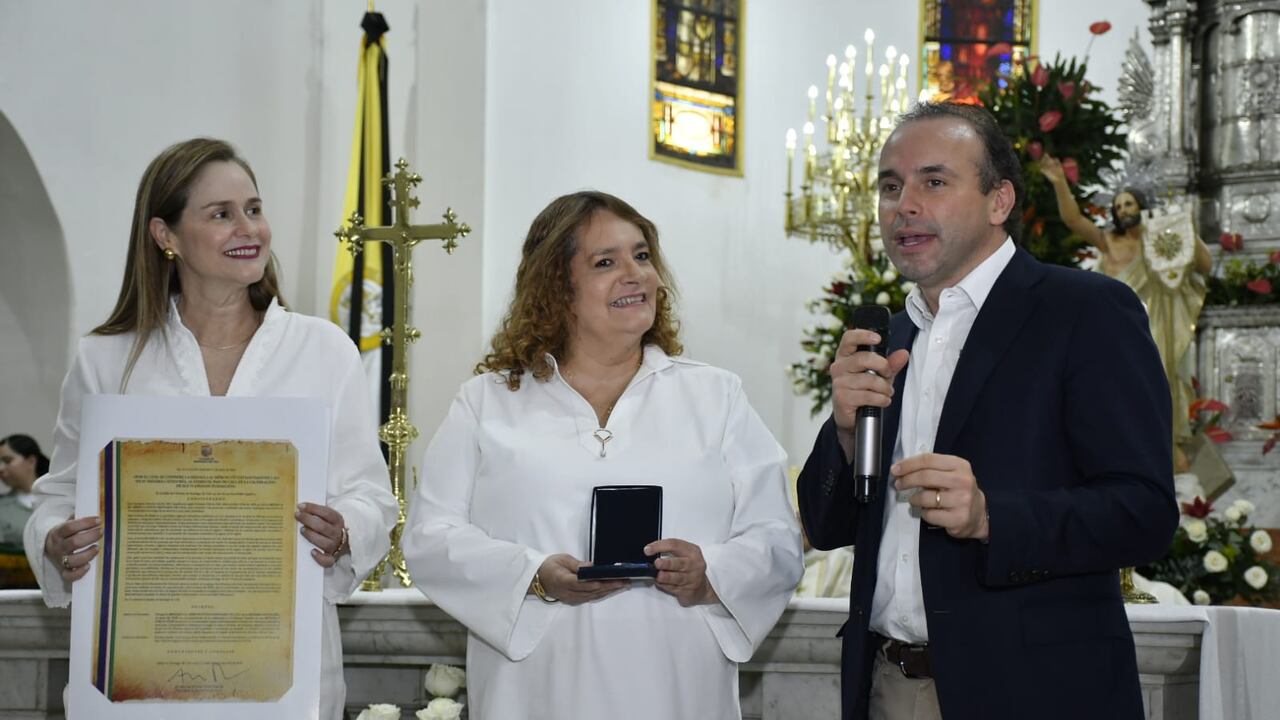 Eder conmemora los 75 años de El País