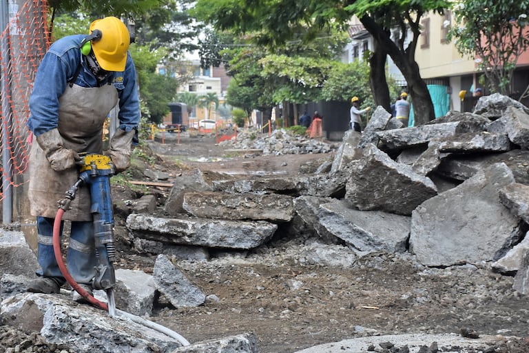 Emcali implementó la reposición tramos críticos redes de acueducto y alcantarillado de los Barrios 3 de Julio y Pampalinda en la comuna 19.