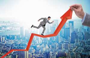 Economía sigue por senda de crecimiento.