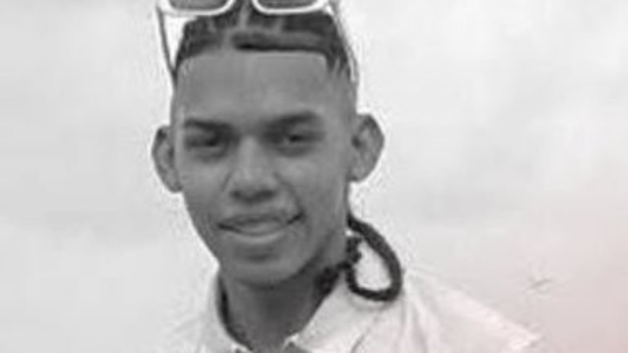 Juan Camilo Oliver Navarro era un barbero de 22 años de edad del barrio Rebolo, ubicado al suroriente de Barranquilla.