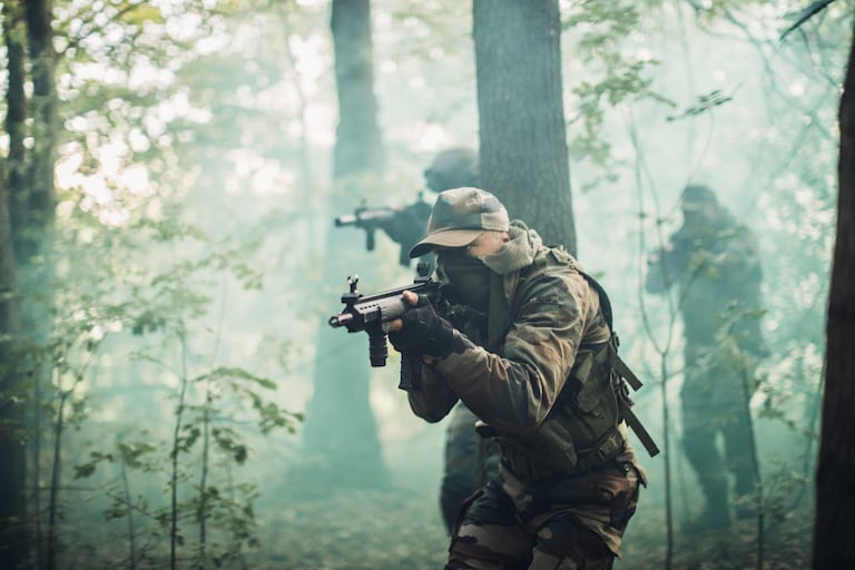 Los carteles reclutan a mercenarios colombianos por su experiencia