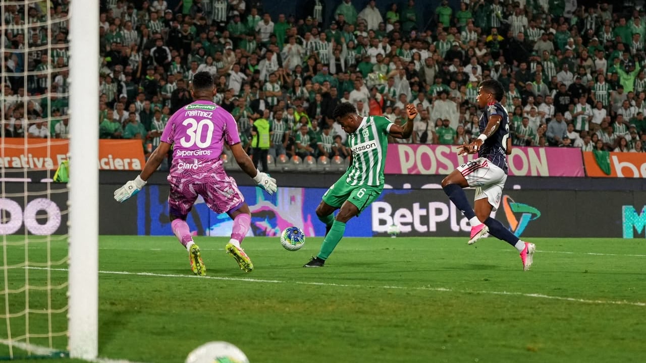 Imagen del encuentro entre Atlético Nacional y Junior de Barranquilla por la fecha 3 del segundo semestre de la Liga Colombiana 2026.