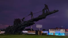 La ausencia de mantenimiento permanente ha generado inconformidad entre ciudadanos que consideran el monumento un símbolo del civismo y la unión de los caleños.