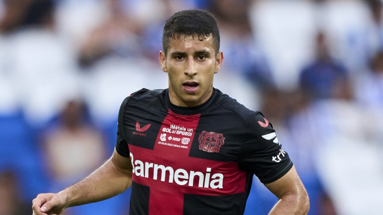 El volante sumó continuidad en la pretemporada del Bayer Leverkusen
