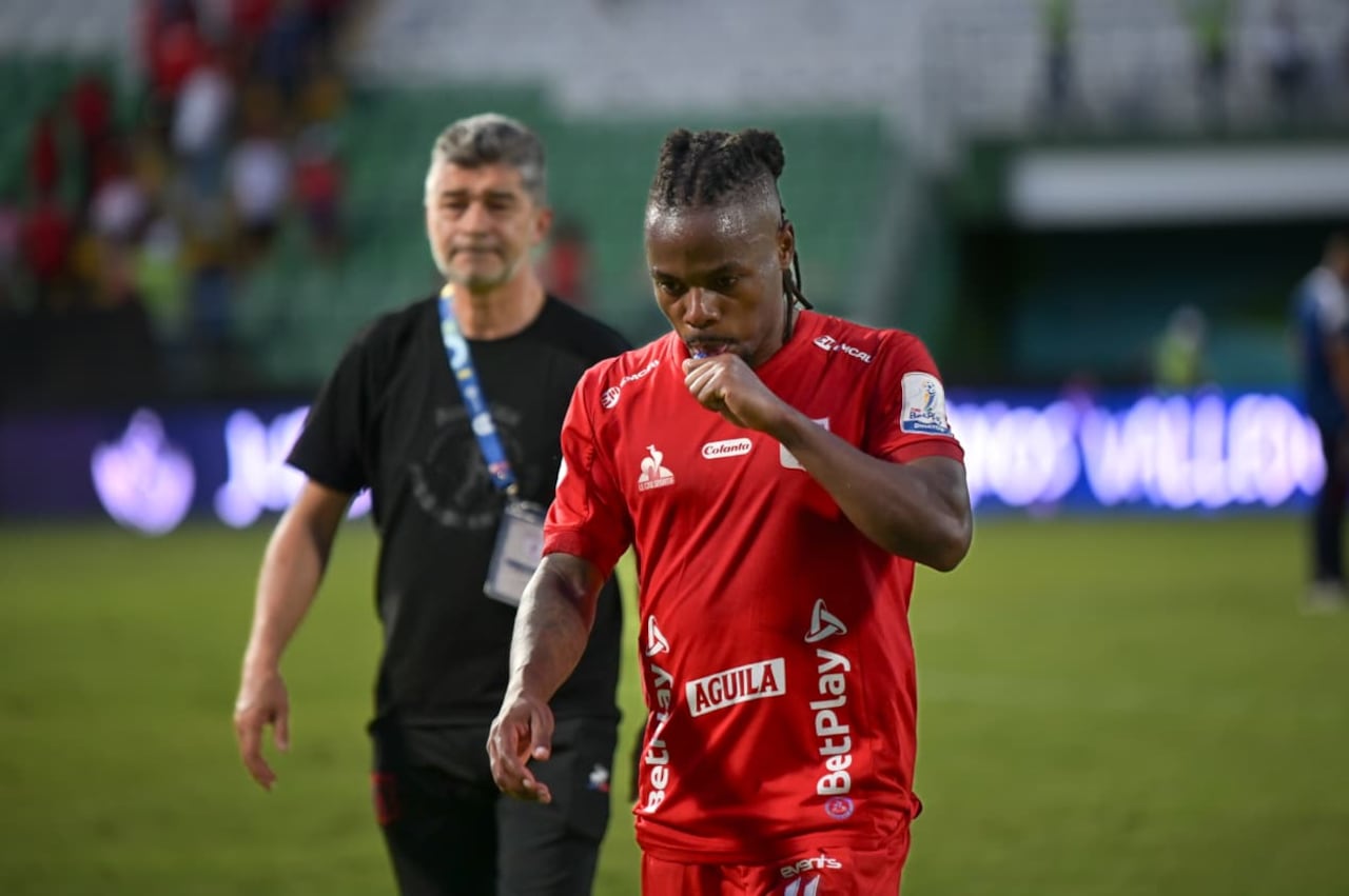 Jhon Murillo, jugador de América, reacciona a la derrota contra Alianza en Valledupar