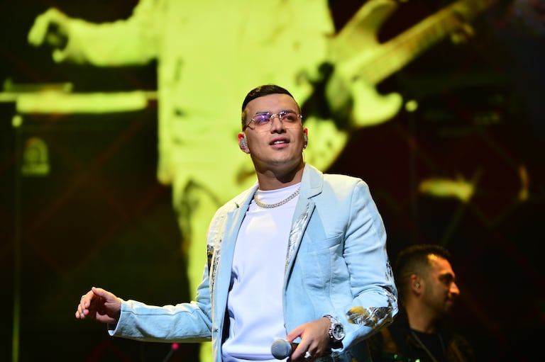 MIAMI, FL - OCTOBER 07: Yeison Jimenez performs live on stage during the "Invencible Tour" at James L. Knight Center on October 7, 2023 in Miami, Florida. (Photo by Johnny Louis/Getty Images)