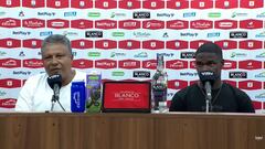 Alex Escobar en rueda de prensa junto a Tilam Palacios.