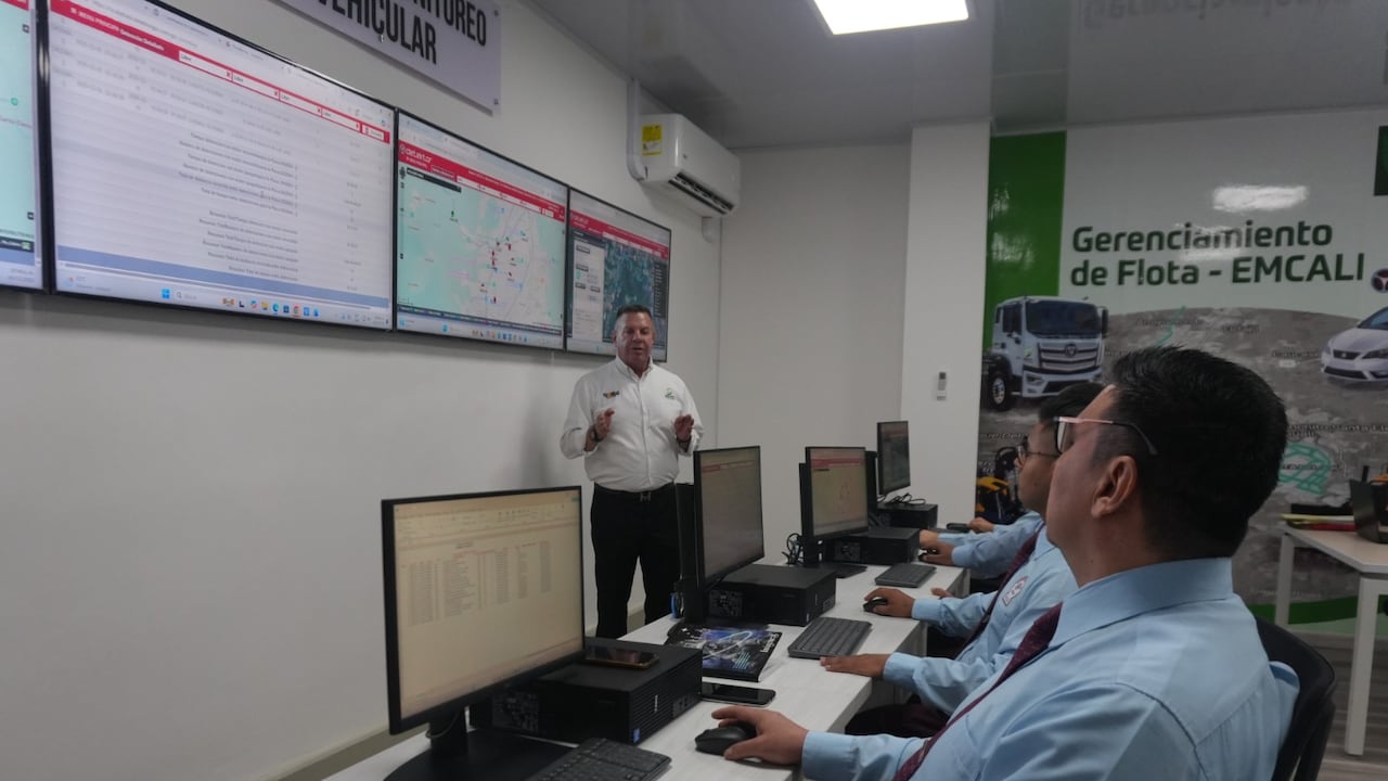 Emcali presenta nuevo Centro de Monitoreo Vehicular con GPS para proteger 598 vehículos operativos.