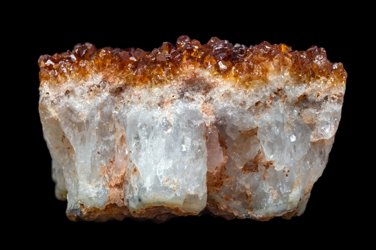 Se cree que esta piedra tiene el poder de disipar la energía negativa.