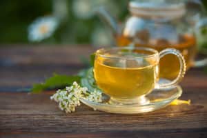 La valeriana tiene efectos sedantes.