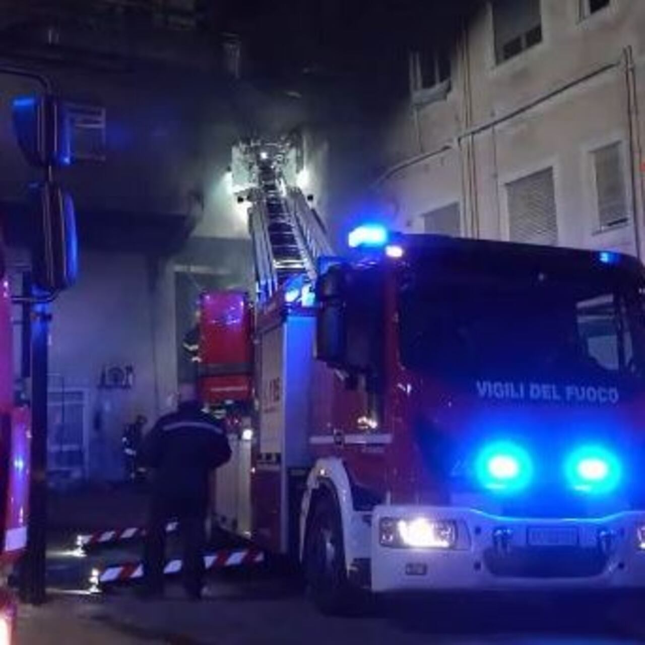 La primera ministra, Giorgia Meloni, ofreció sus condolencias a las familias de las víctimas en un comunicado.