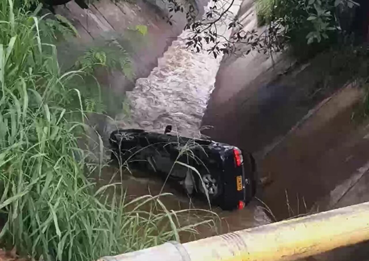 Las autoridades de tránsito adelantan las investigaciones para establecer las causas de este accidente, registrado en el barrio San Judas.