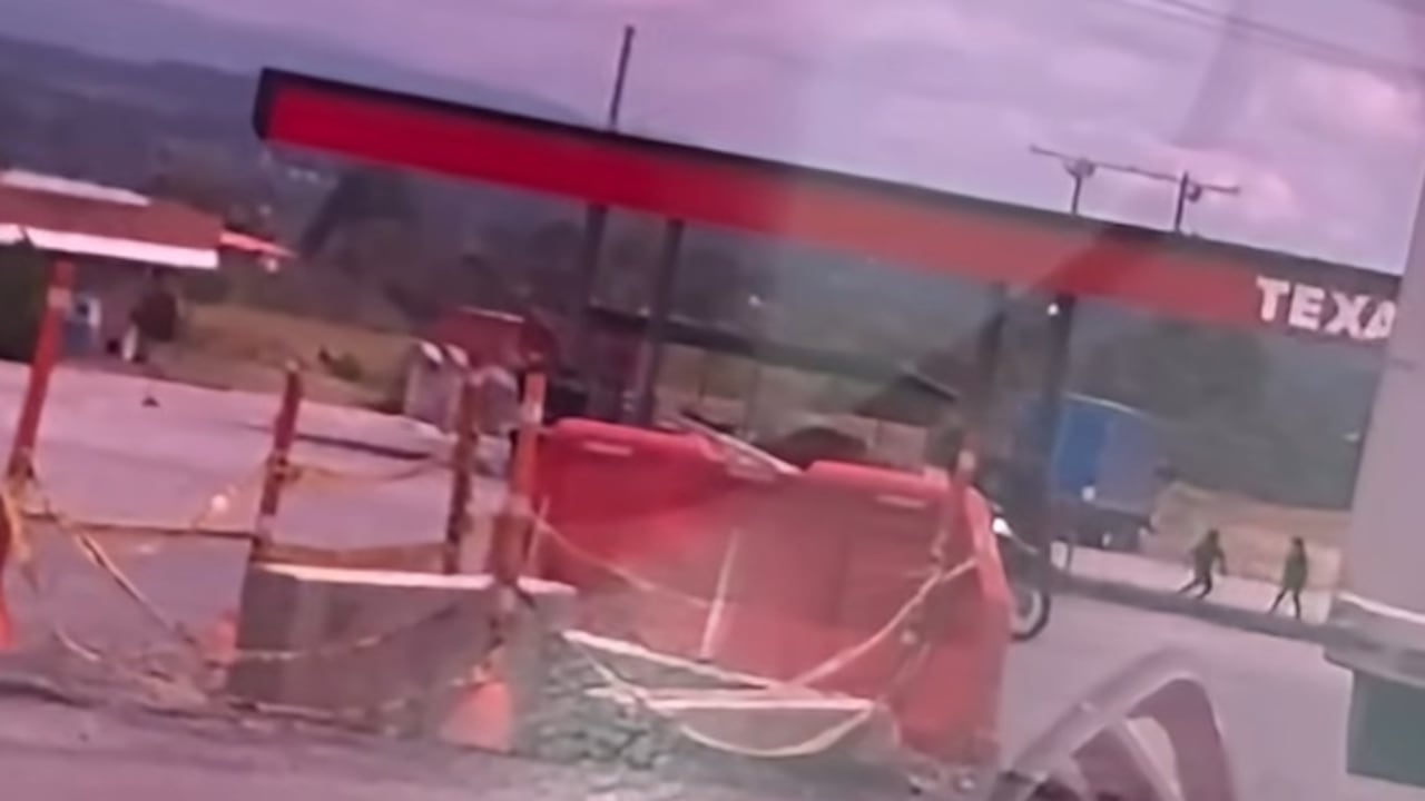 El hecho ocurrió horas después del atentado en Cajibío, lo que aumentó la tensión y el temor entre quienes transitan por la vía Panamericana.