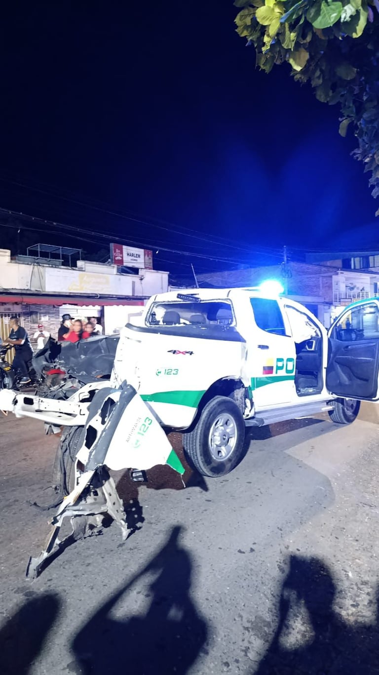 Dos sujetos que se movilizaban en moto lanzaron una granada contra una patrulla de Policía en El Bordo, Cauca.