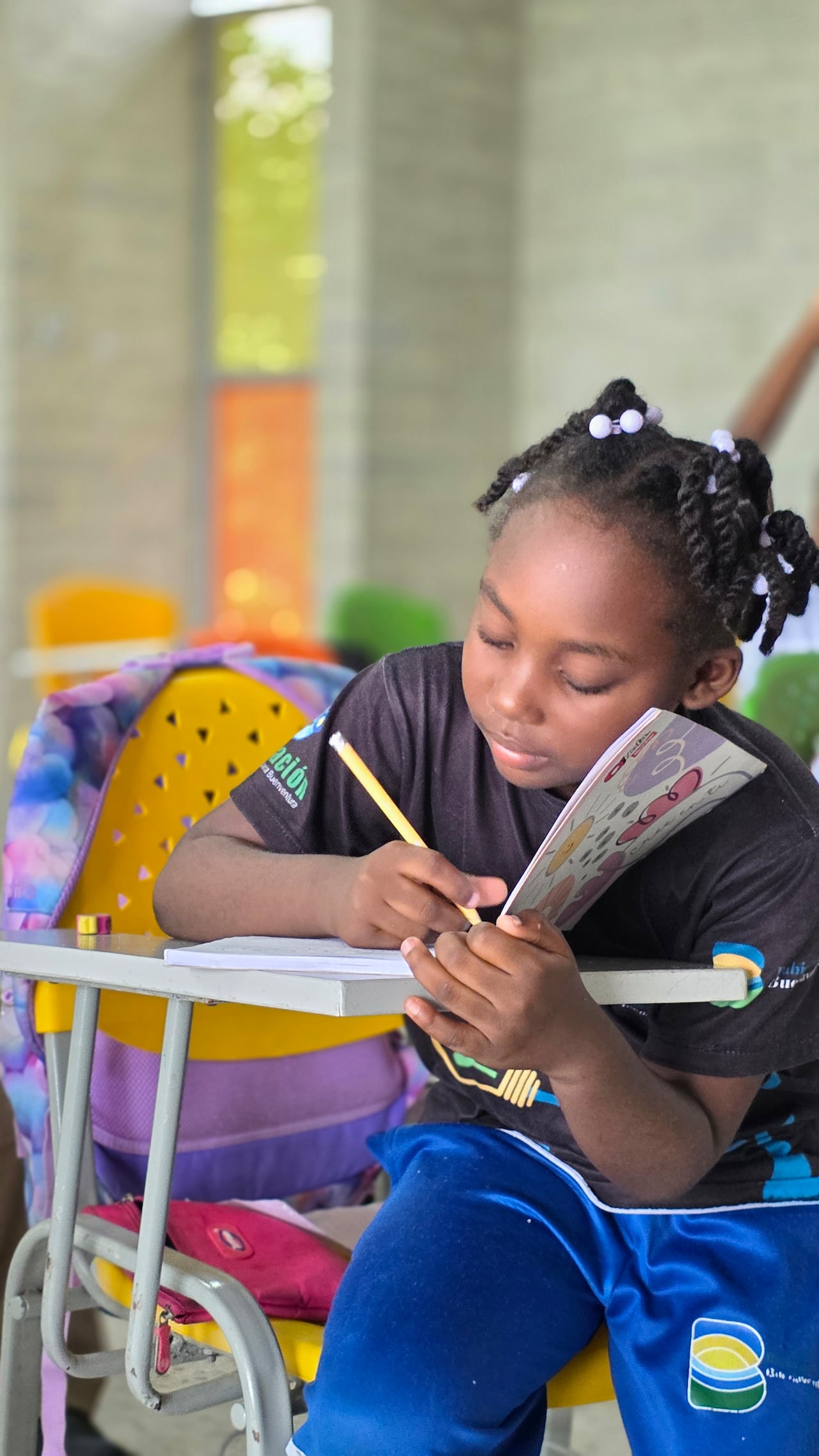 El programa garantiza condiciones reales para la permanencia de los estudiantes.