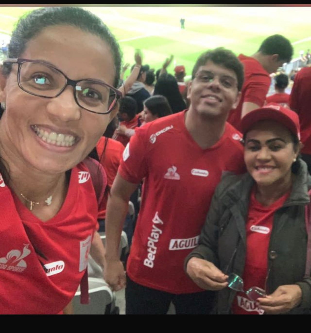 Su mamá, Ledir Ribeiro, su hermana Lilian y su sobrino, ya son americanos.