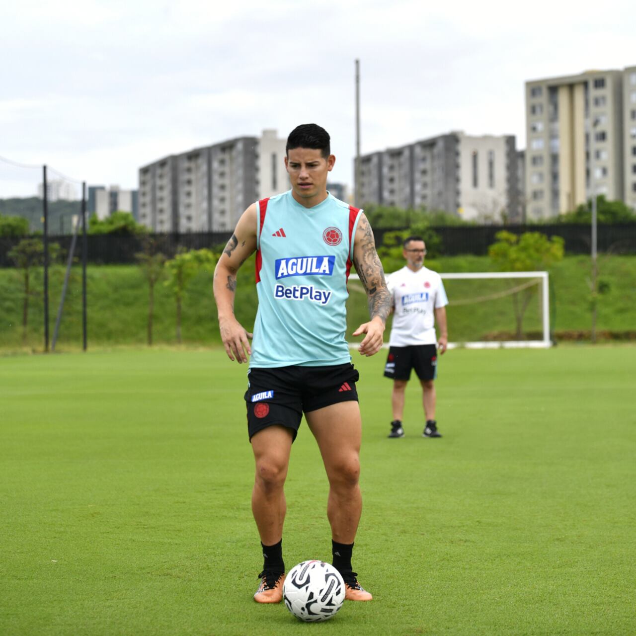 James Rodríguez durante un entrenamiento con la Selección Colombia.