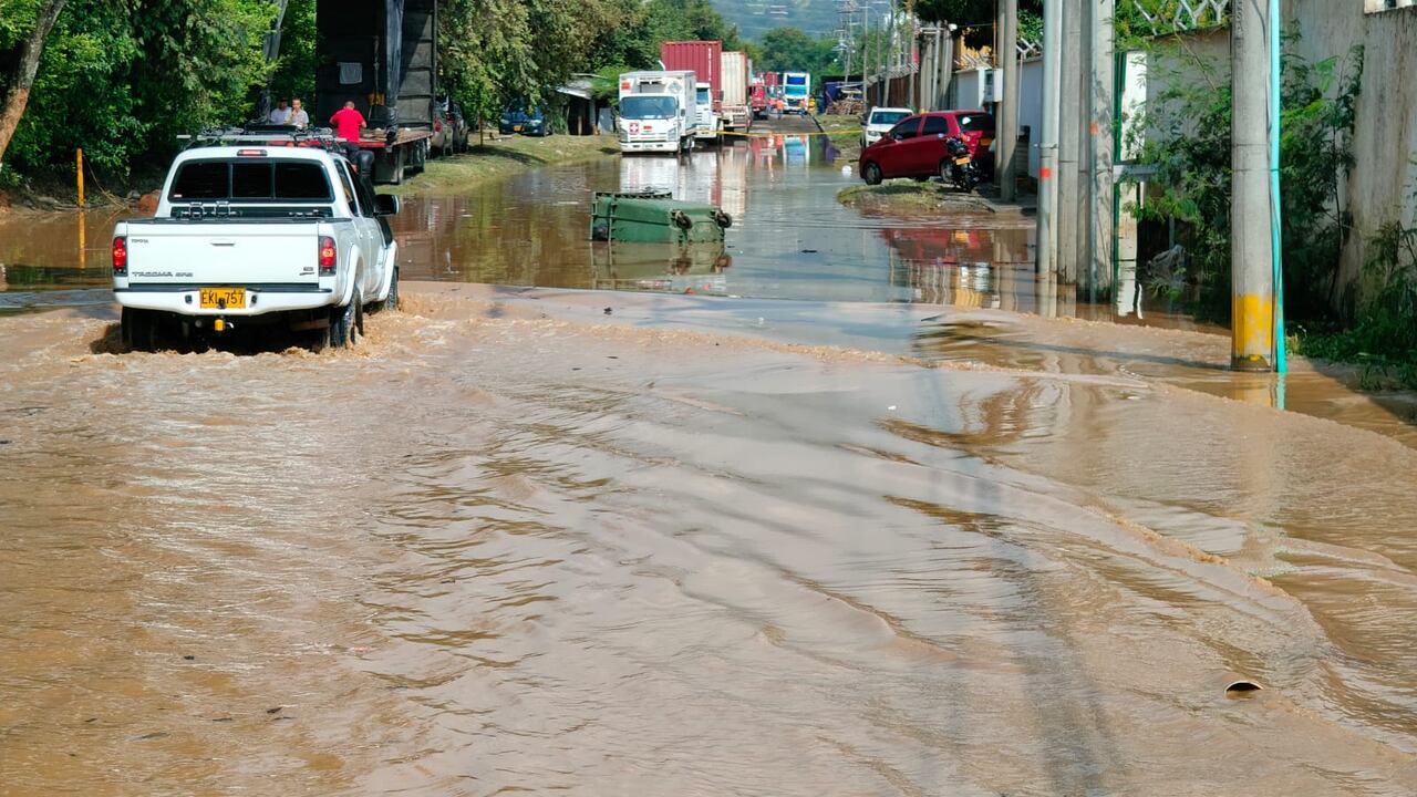 Ciudad Limpia fue una de las empresas que resultó afectadas por estas inundaciones.