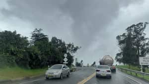 Vía al llano presenta algunos cierres por las condiciones ambientales en la zona.