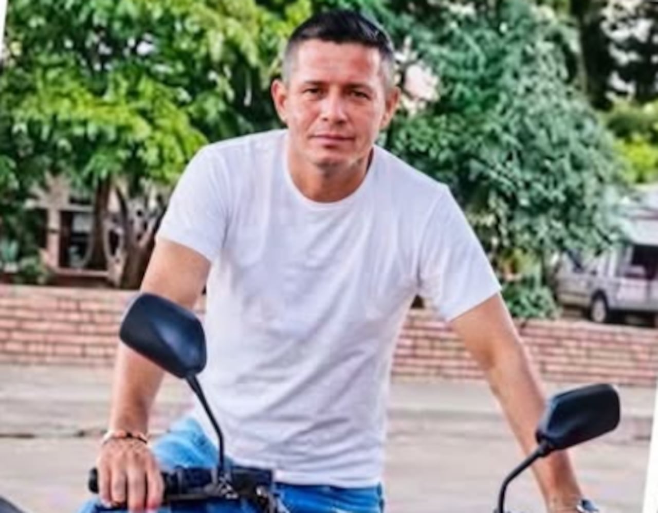 José Elver Palencia, asistente a un concierto de Jhonny Rivera en Garzón, Huila, que murió al atragantarse con un chorizo.