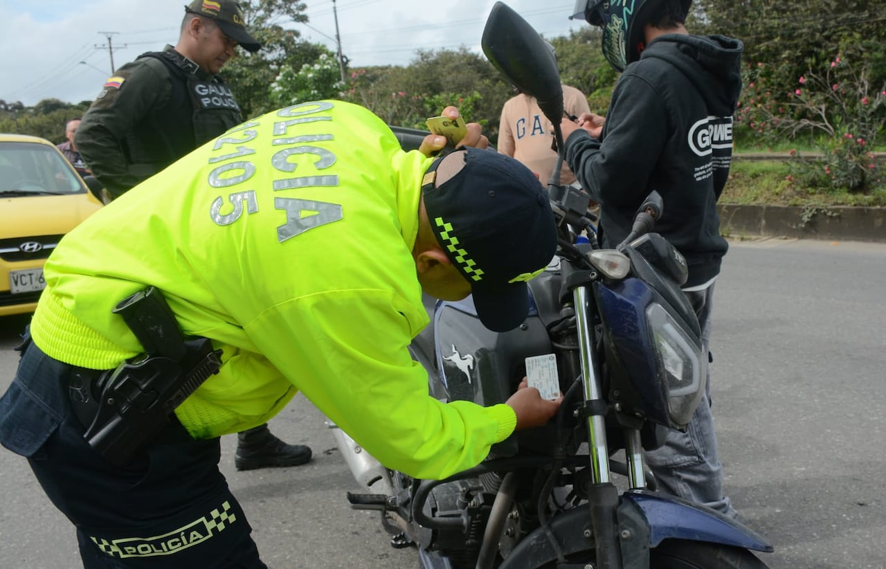 Operativos de la Policía en Cali y su área metropolitana durante el puente festivo de Reyes.