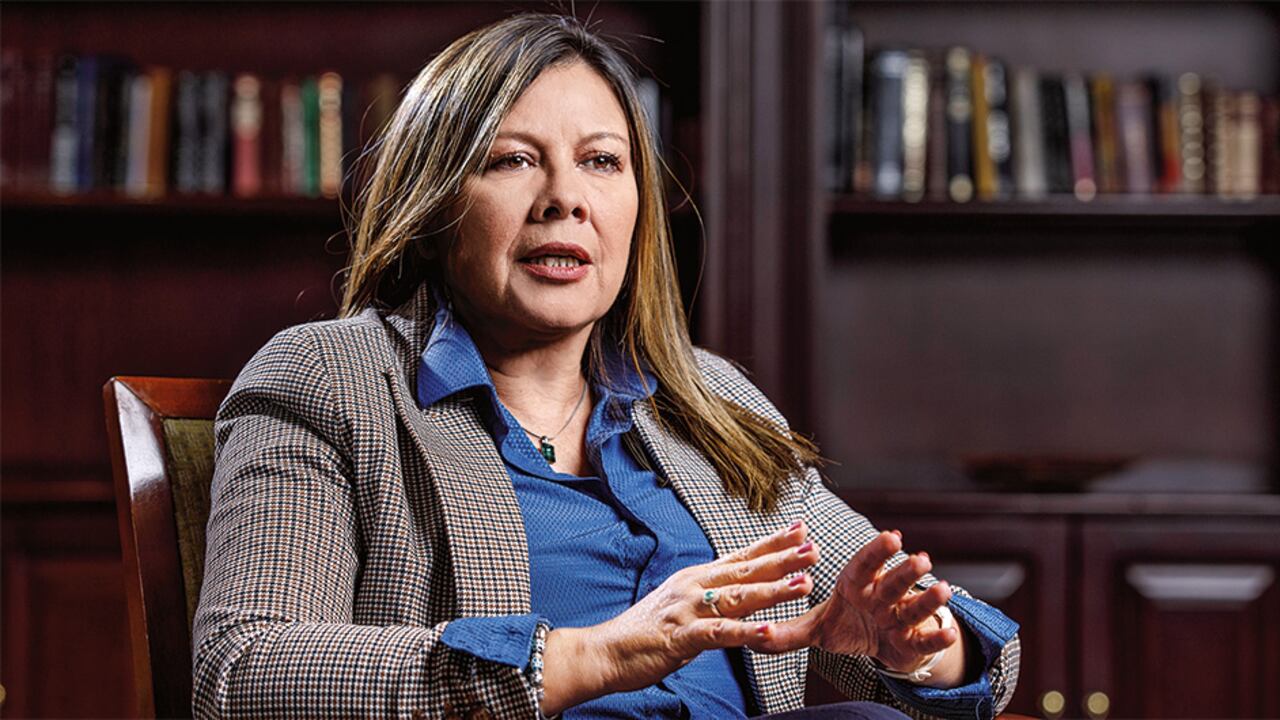 Luz adriana camargo Fiscal general de la nación