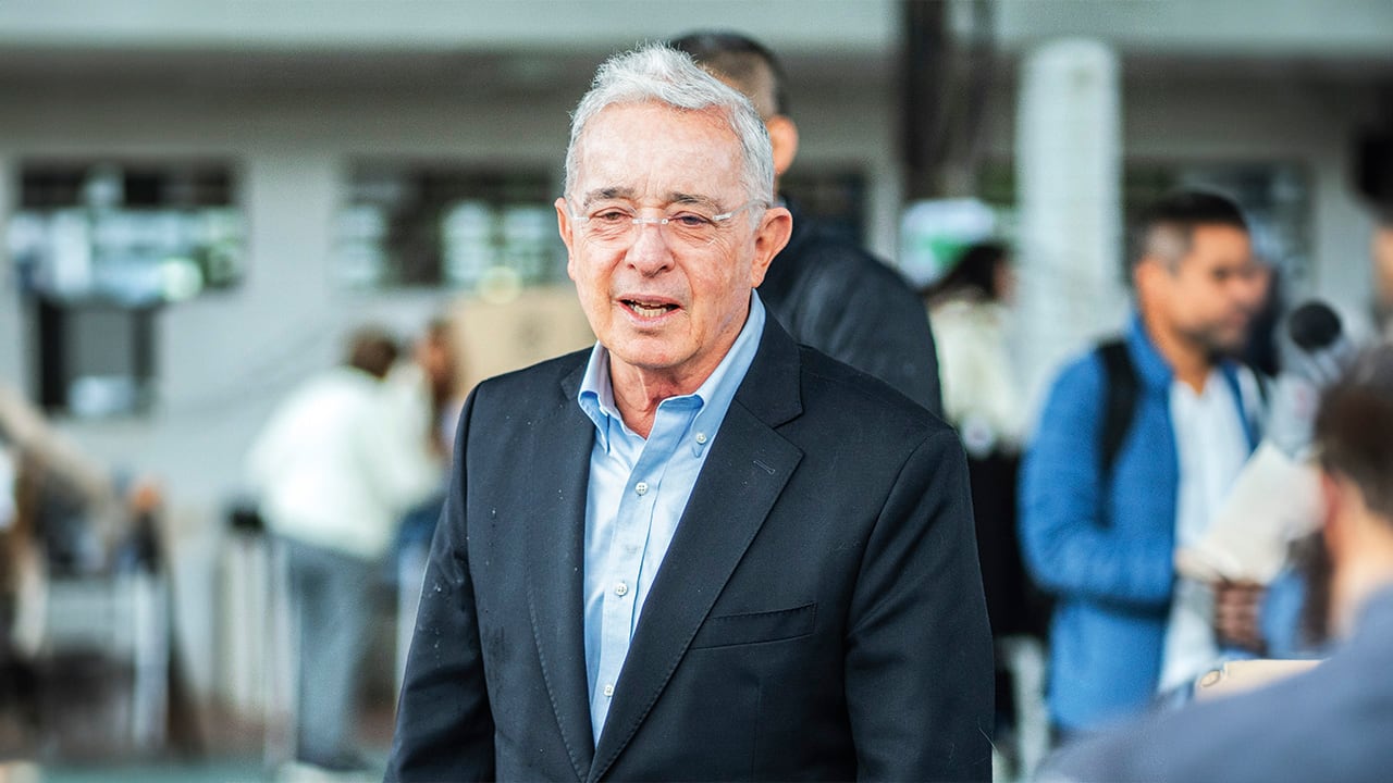 ÁLVARO URIBE VÉLEZExpresidente de la república